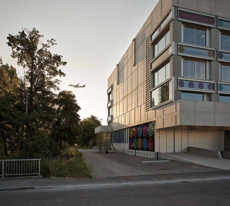 Ausbildungszentrum zum kooperativen Üben des Katastrophenfalls für Feuerwehr, Sanität und Polizei; Höhere Fachhochschule für Rettungsberufe