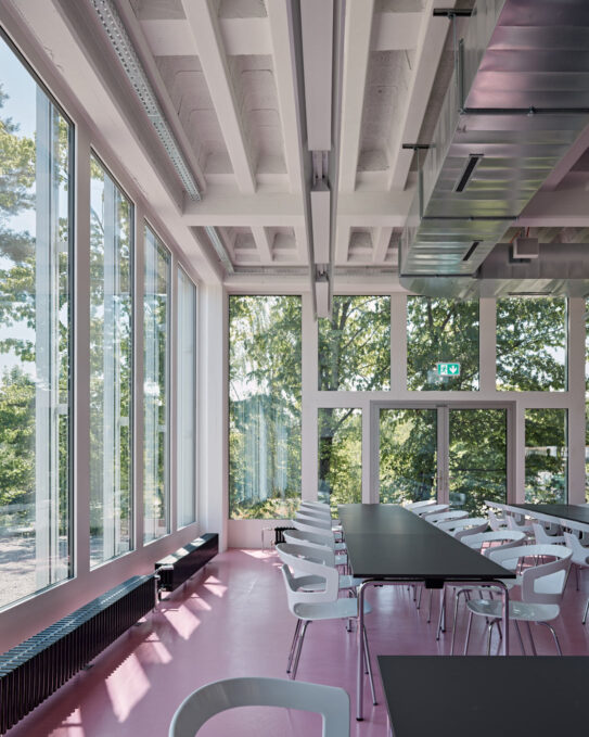 Ausbildungszentrum zum kooperativen Üben des Katastrophenfalls für Feuerwehr, Sanität und Polizei; Höhere Fachhochschule für Rettungsberufe